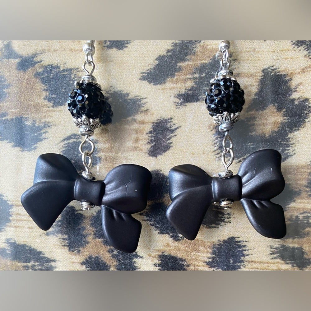 Elegant Black Bow and Sparkling Rhinestone Earrings